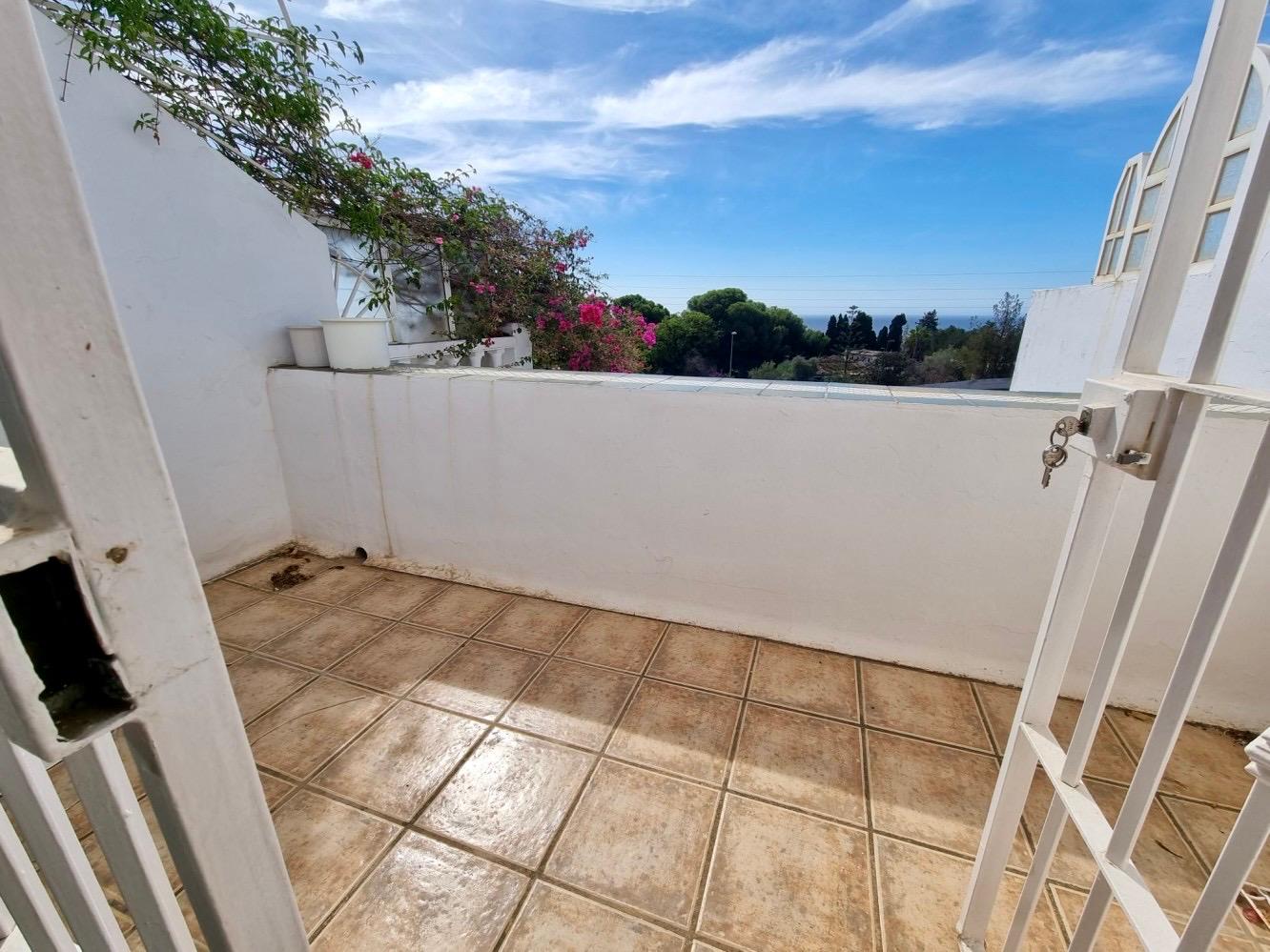 2 BEDROOM TOWNHOUSE WITH 3 TERRACES, GARDEN AND COMMUNITY POOL - NERJA, CAPISTRANO