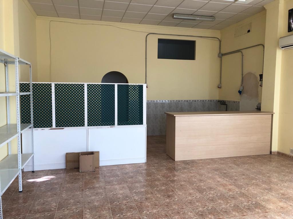 Business local for sale in Torrox Costa