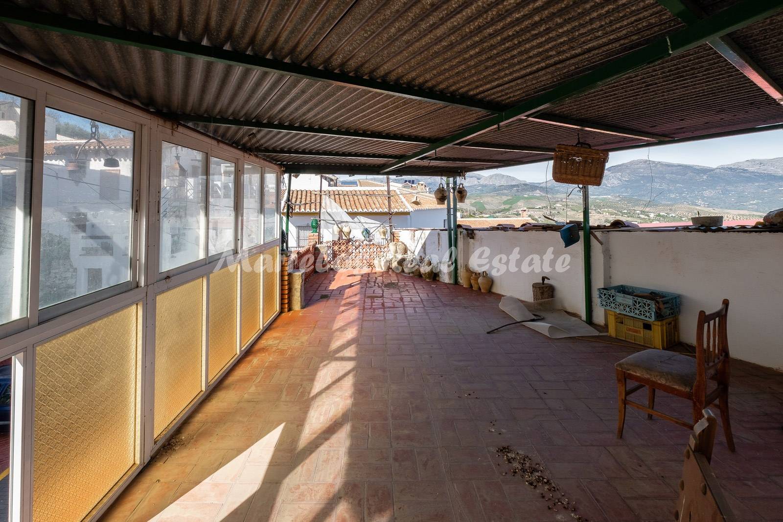 Sale of house in La Viñuela, 8 bedrooms Renovation Project - Los Romanes