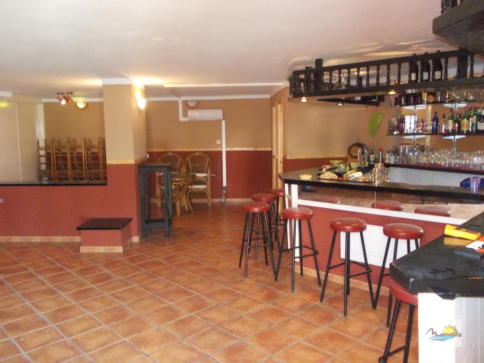 Business local for sale in Torrox Costa