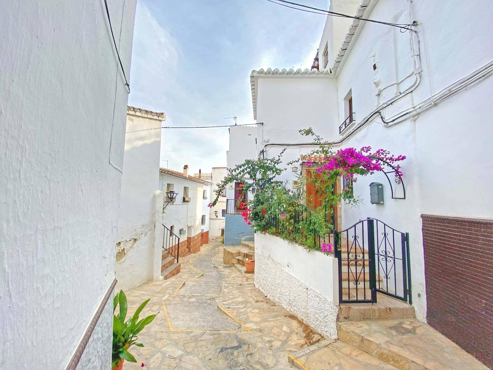 Maison dans un village à Algarrobo