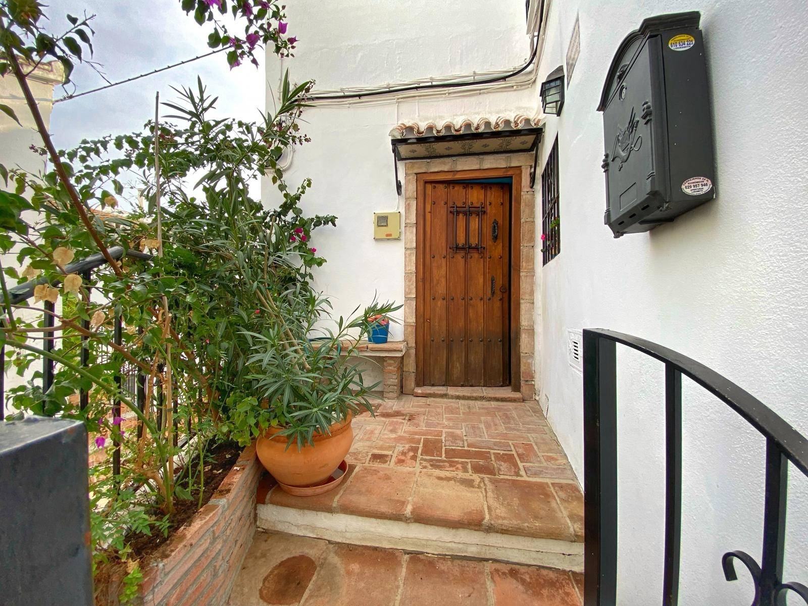 Maison dans un village à Algarrobo