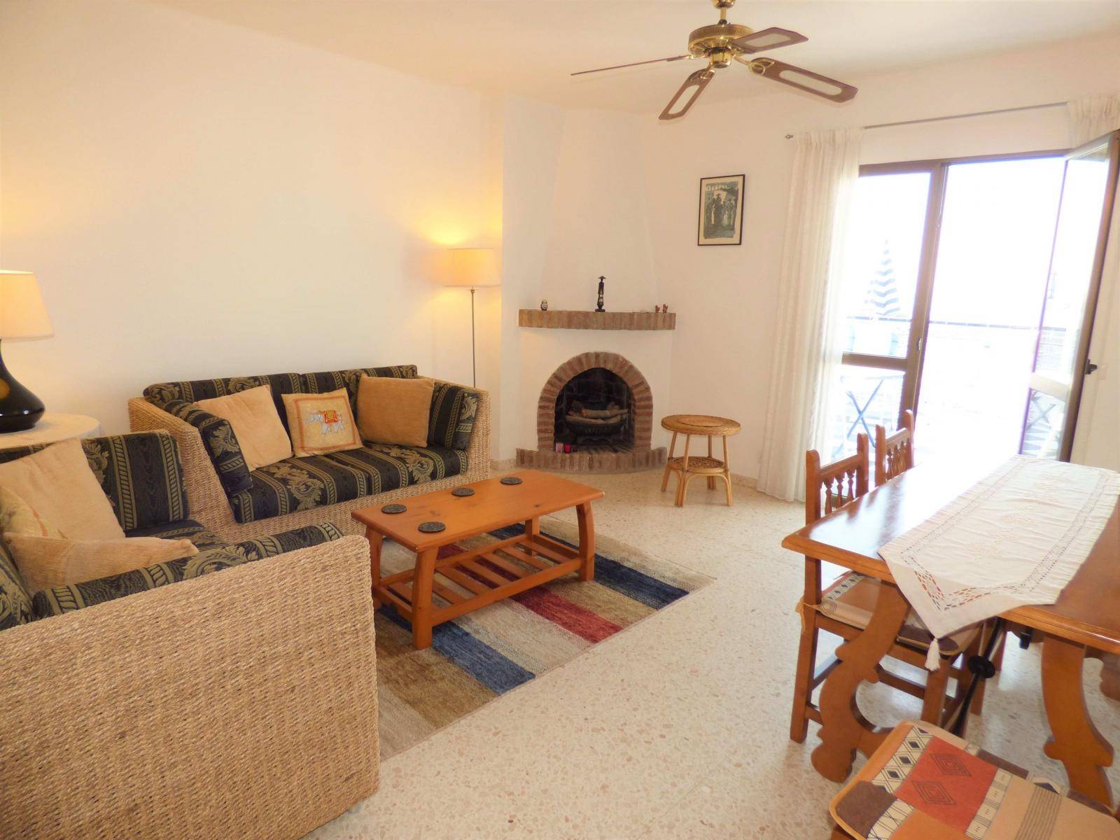 Apartamento 2 dormitorios con vistas en Oasis de Capistrano Nerja