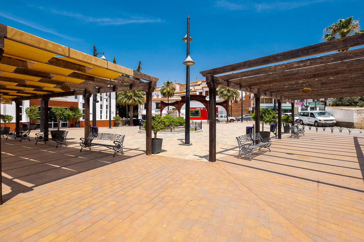 Casa adosada en Perina con vistas al lago Viñuela