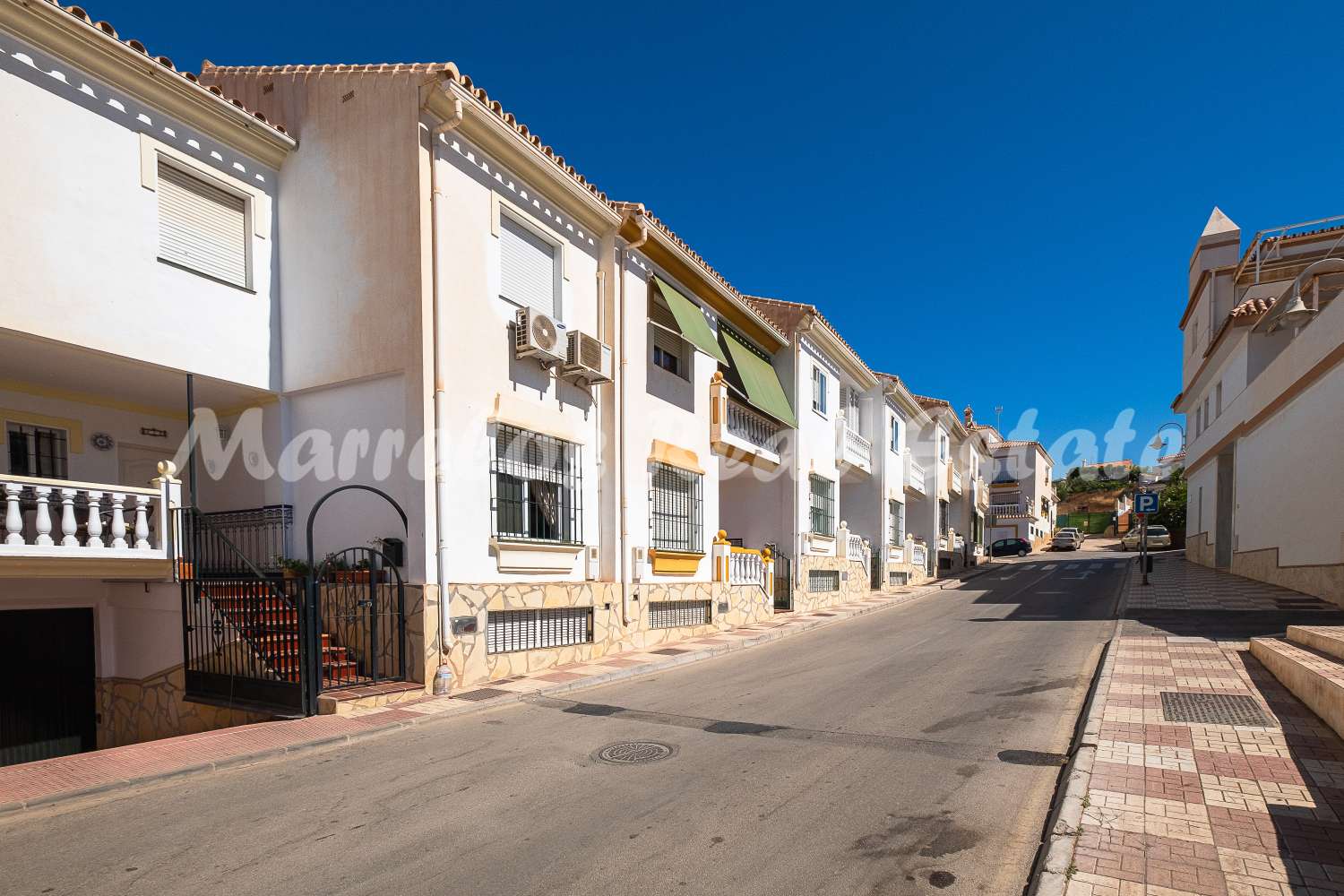 Herenhuis in Torrox Costa - 5 minuten van het strand en voorzieningen