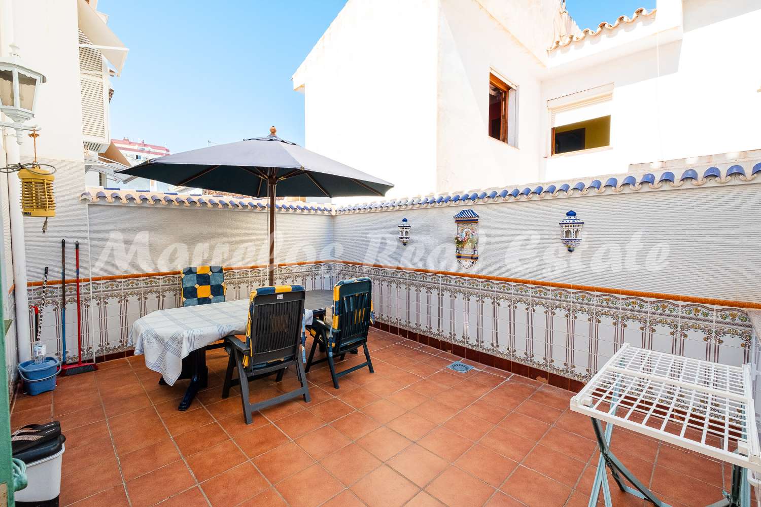 Townhouse in Torrox Costa - 5 mins from the beach and services