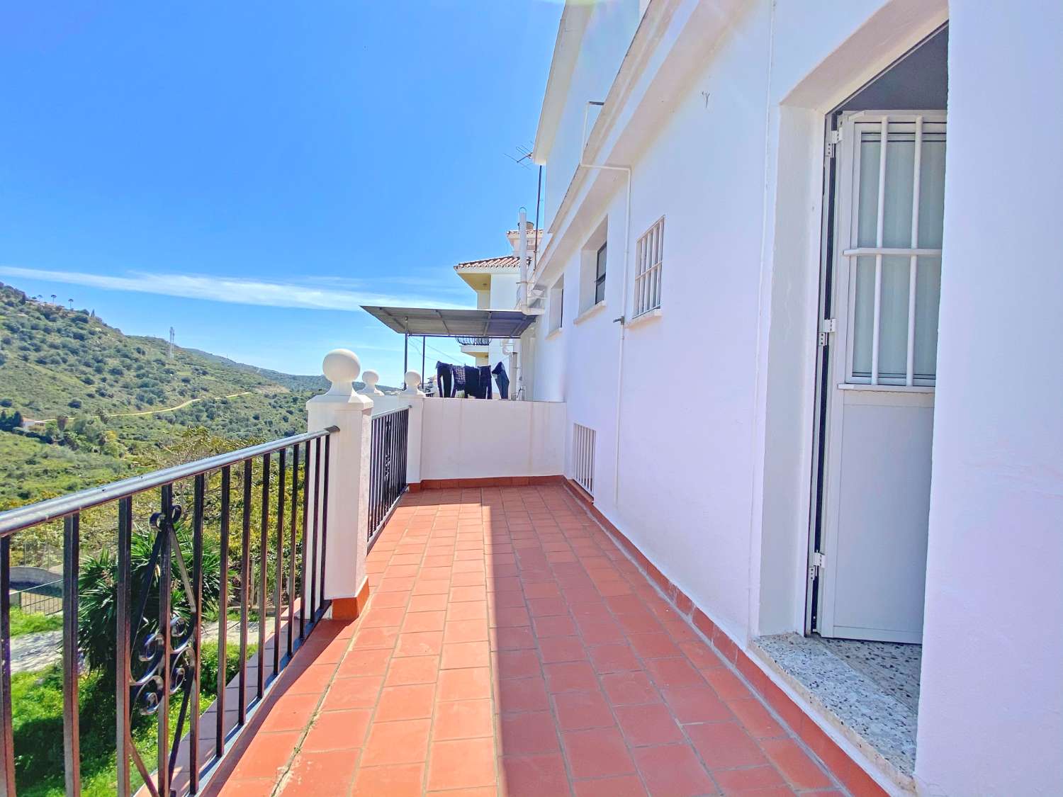Large town house in Torrox