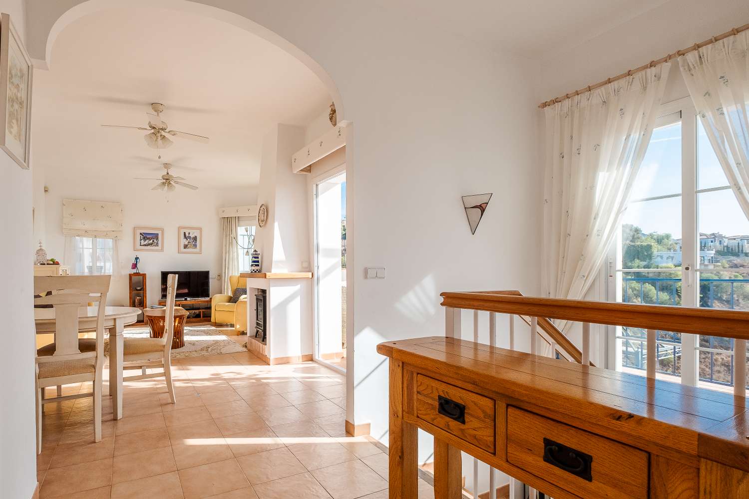 BELLE VILLA À LAS LOMAS (FRIGILIANA) AVEC VUE SUR LA MER