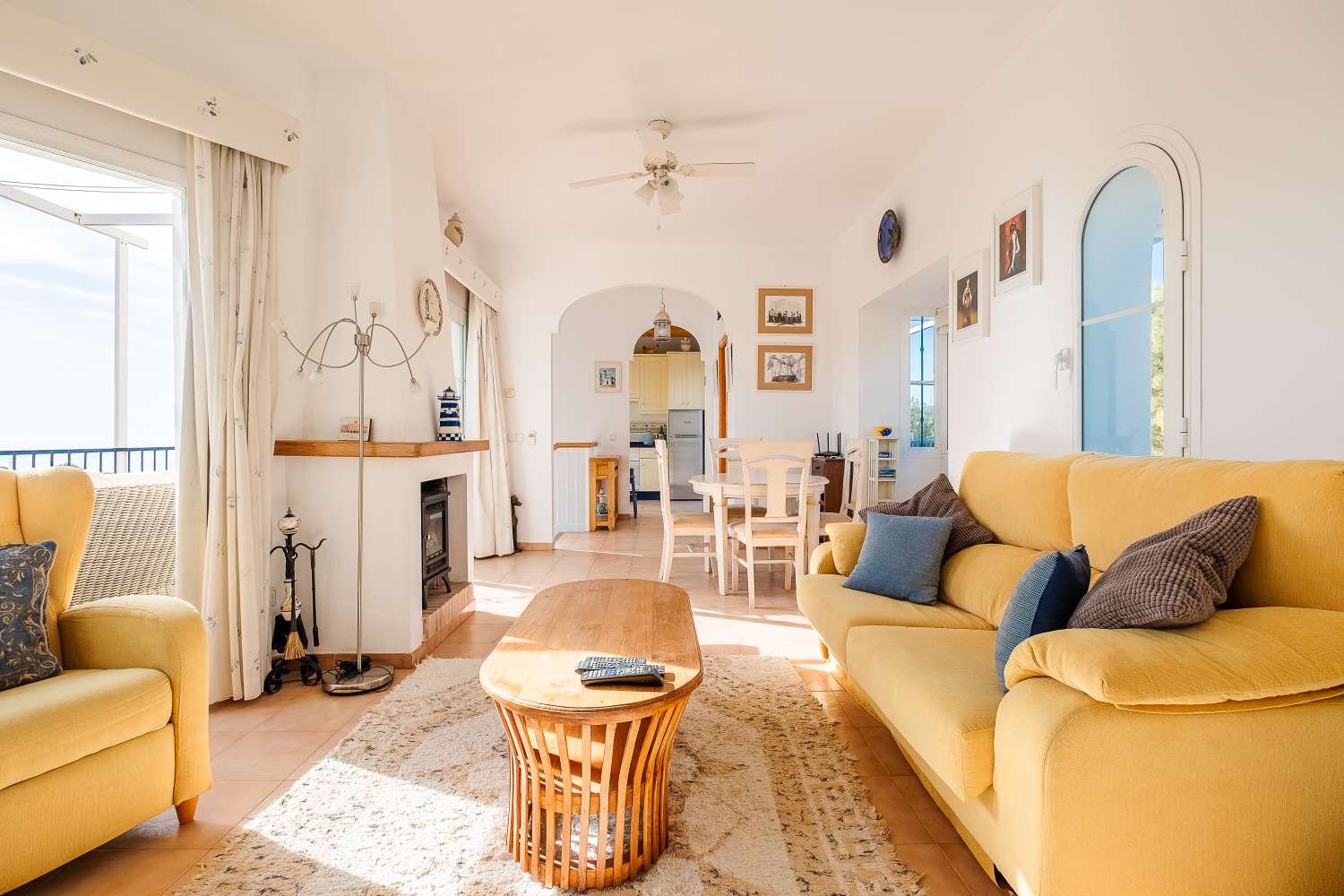 SCHÖNE VILLA IN LAS LOMAS (FRIGILIANA) MIT MEERBLICK