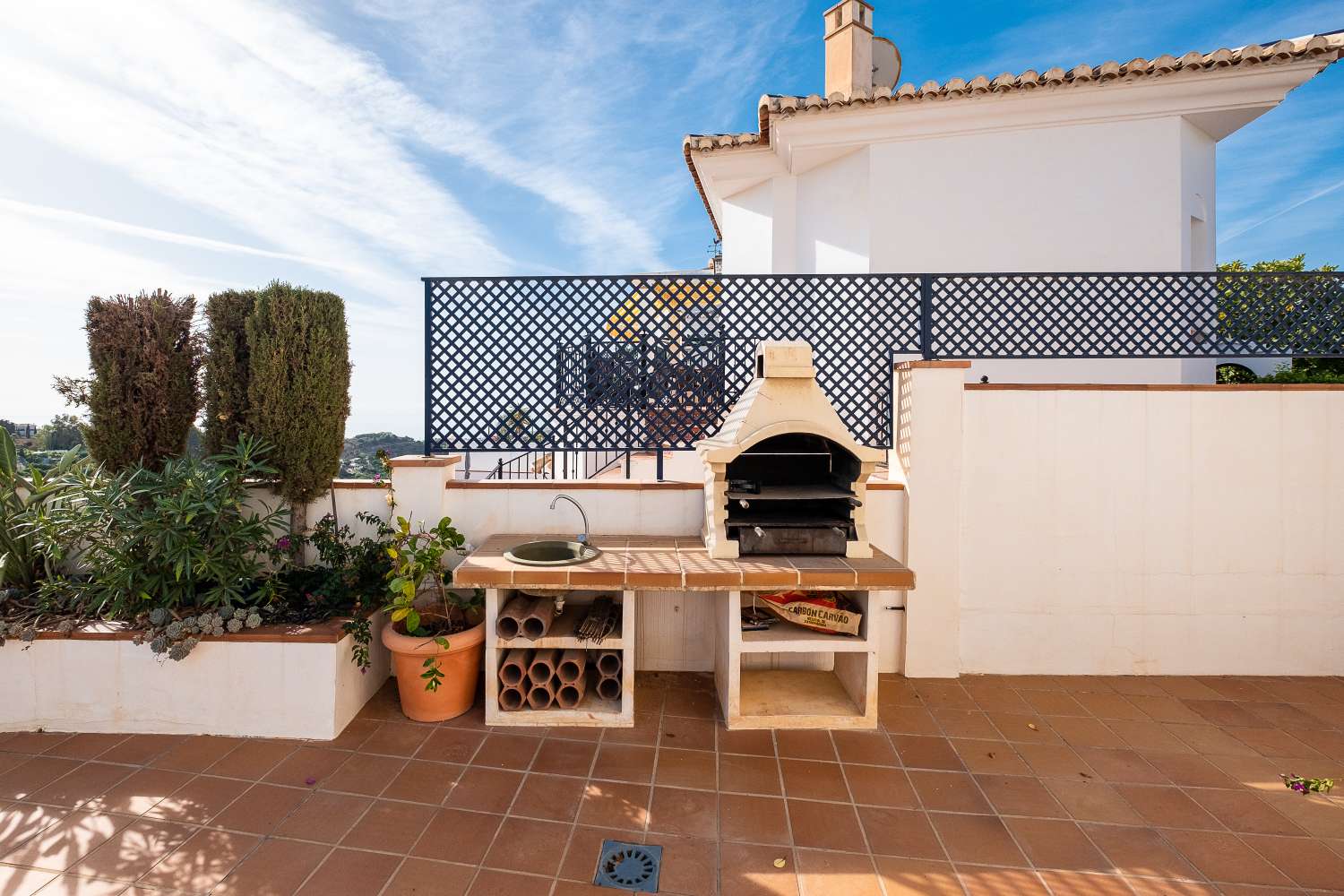 BELLE VILLA À LAS LOMAS (FRIGILIANA) AVEC VUE SUR LA MER