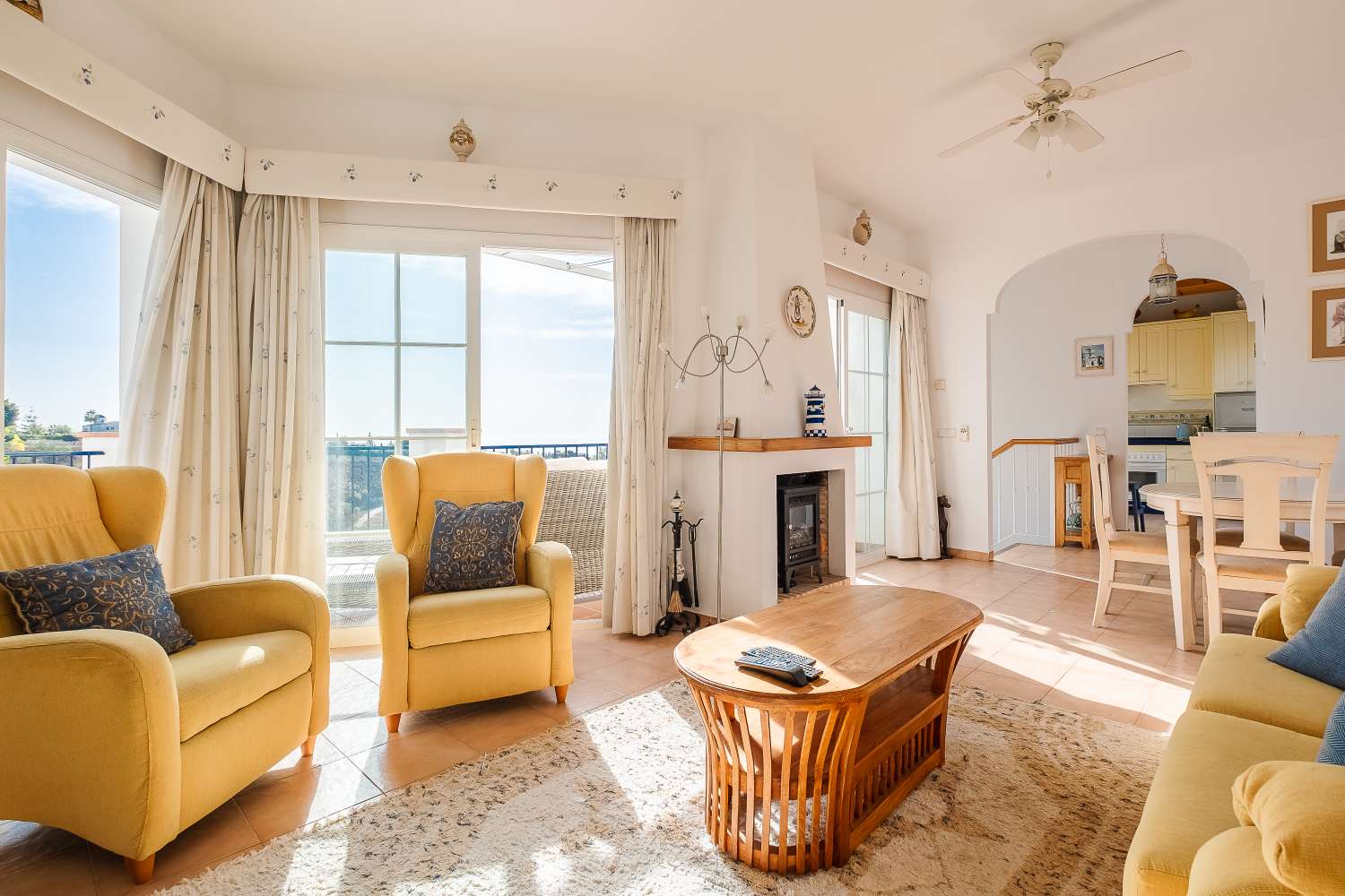 SCHÖNE VILLA IN LAS LOMAS (FRIGILIANA) MIT MEERBLICK