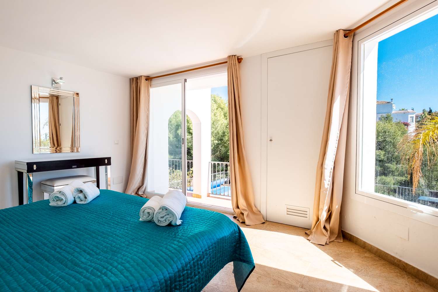 Newly refurbished luxury villa located between Nerja & Frigiliana