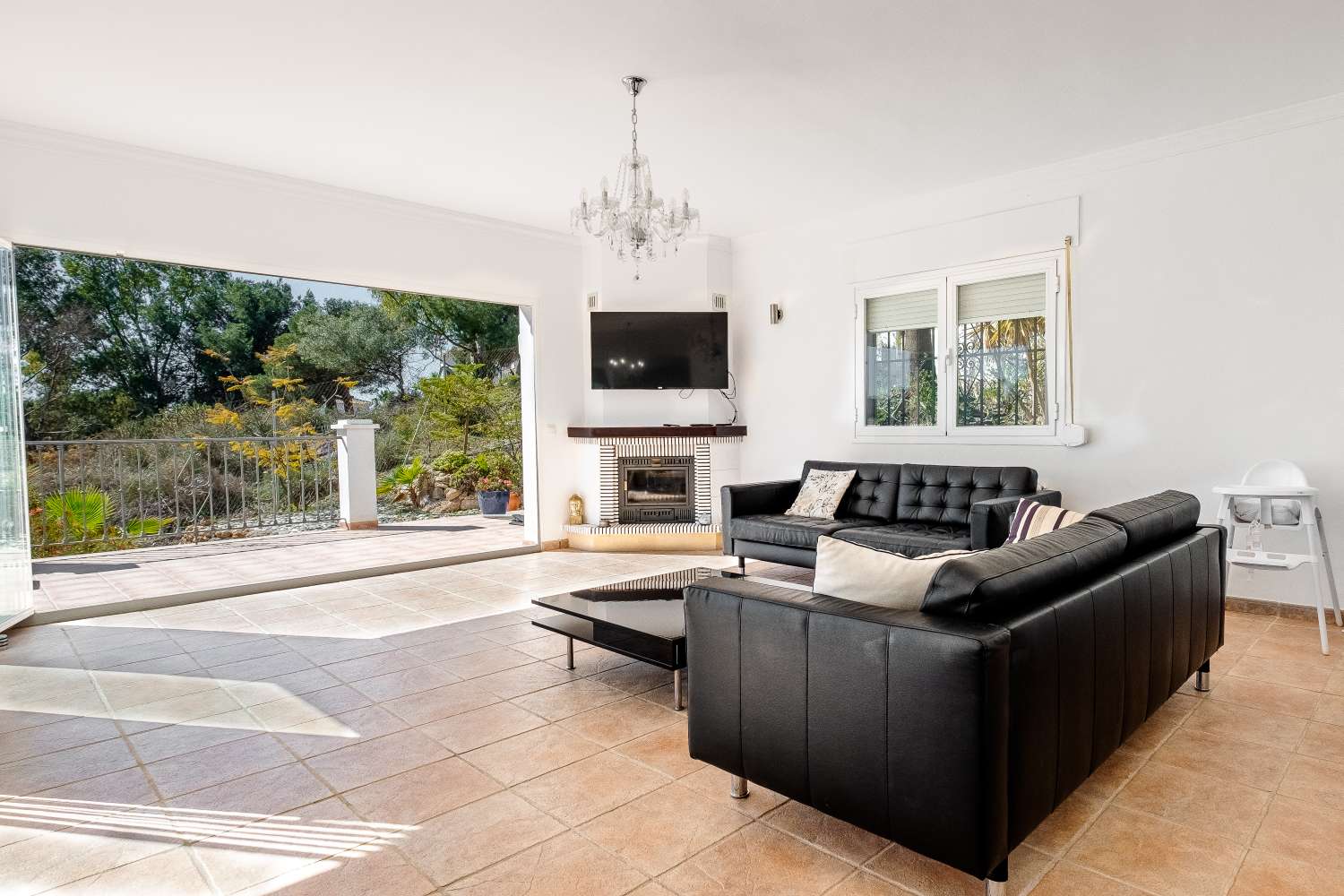 Newly refurbished luxury villa located between Nerja & Frigiliana