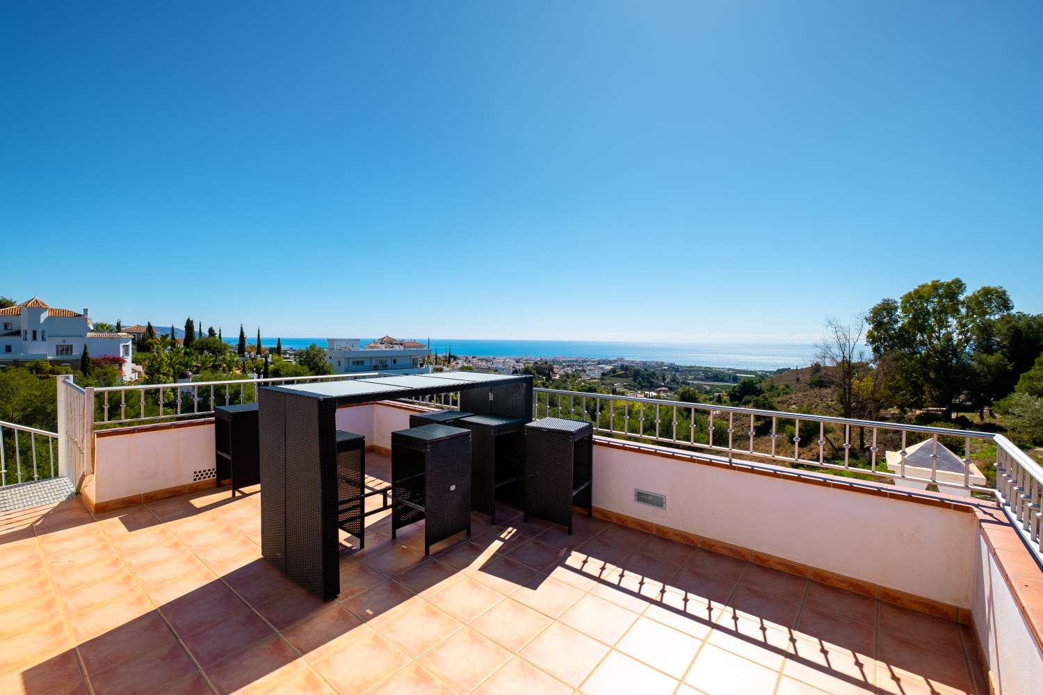 Newly refurbished luxury villa located between Nerja & Frigiliana