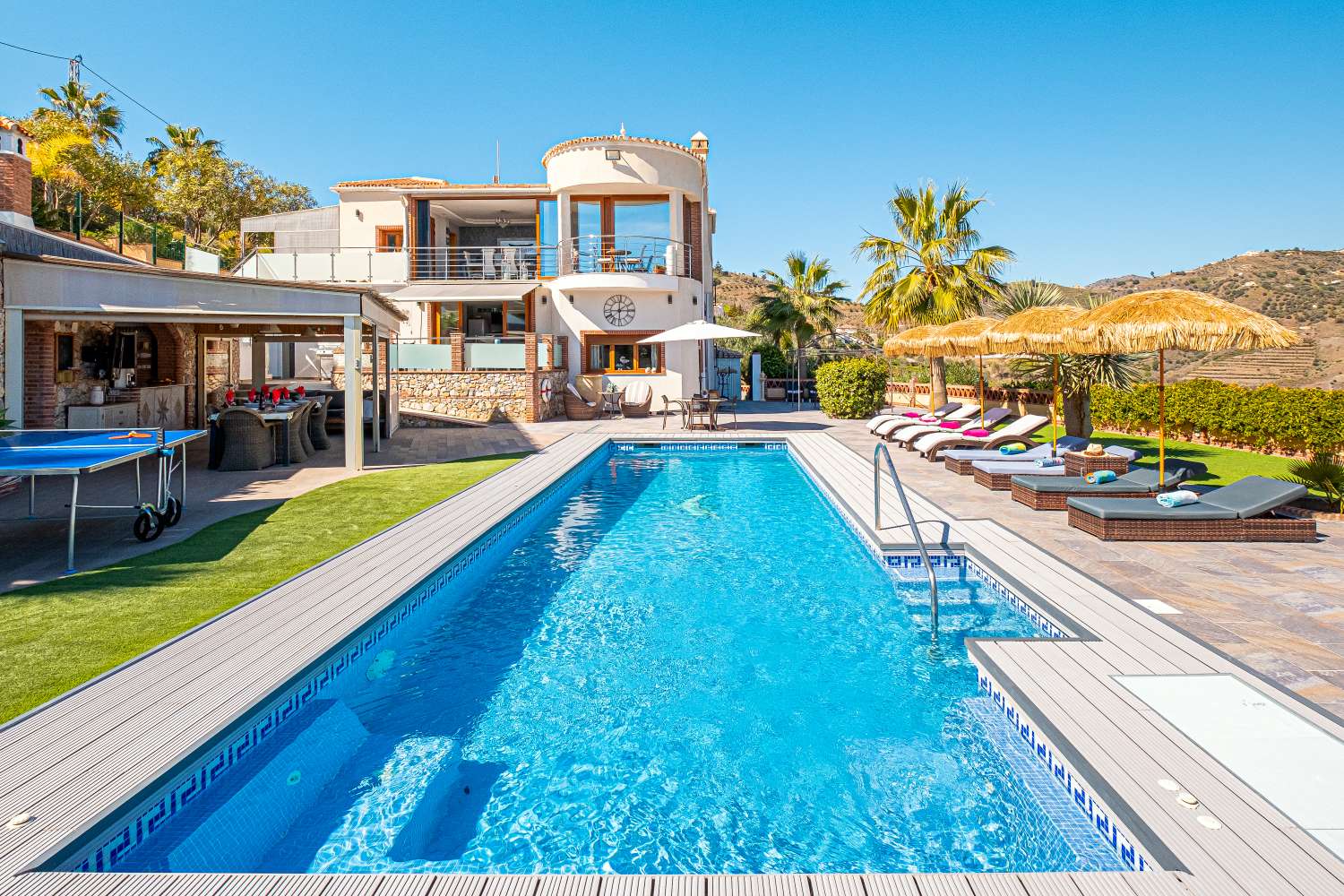 Stunning villa between Torrox and Frigiliana