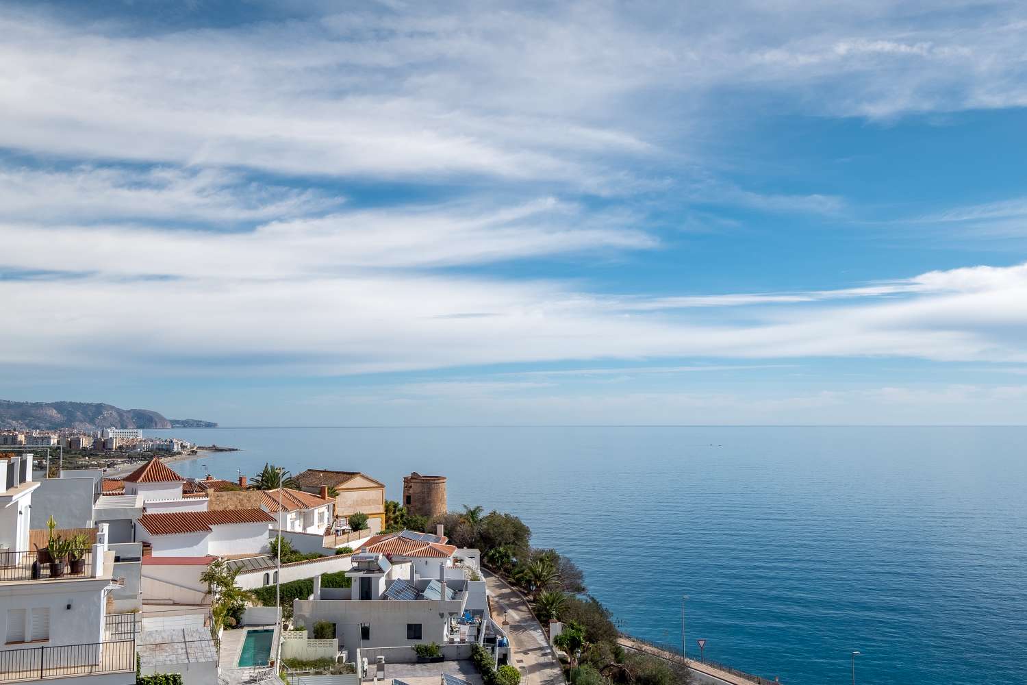 2 SOVRUMSLÄGENHET I LADERA DEL MAR - NERJA