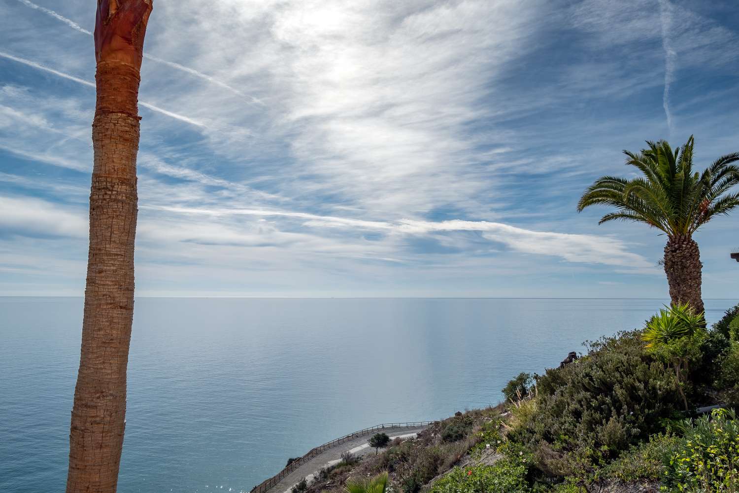 2 SOVRUMSLÄGENHET I LADERA DEL MAR - NERJA