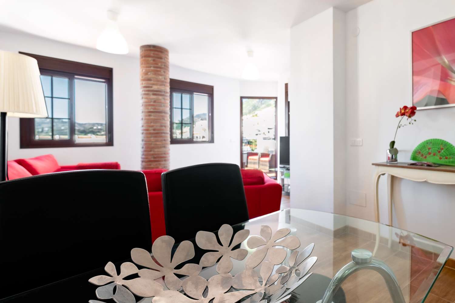 Beautiful apartment with spectacular views over Frigiliana and the mountains