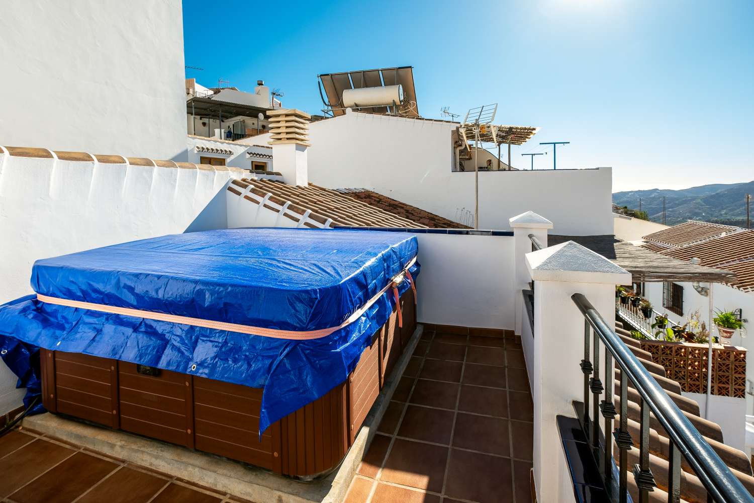 Precioso apartamento con espectaculares vistas a Frigiliana y la montaña