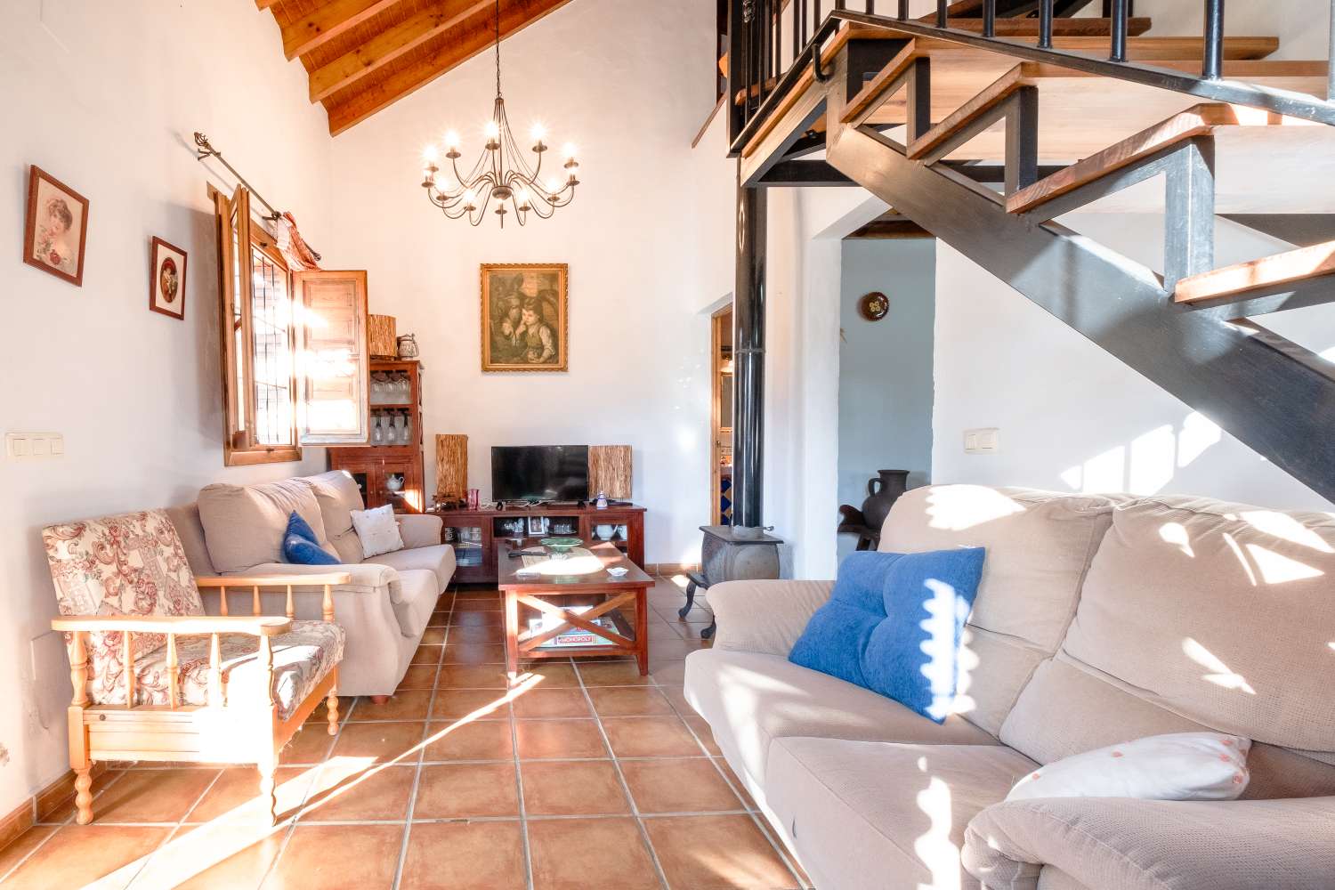 Cortijo con piscina en Frigiliana