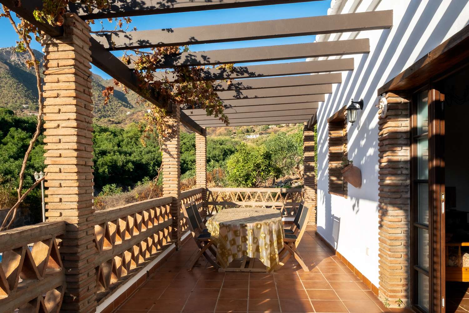 Cortijo con piscina en Frigiliana