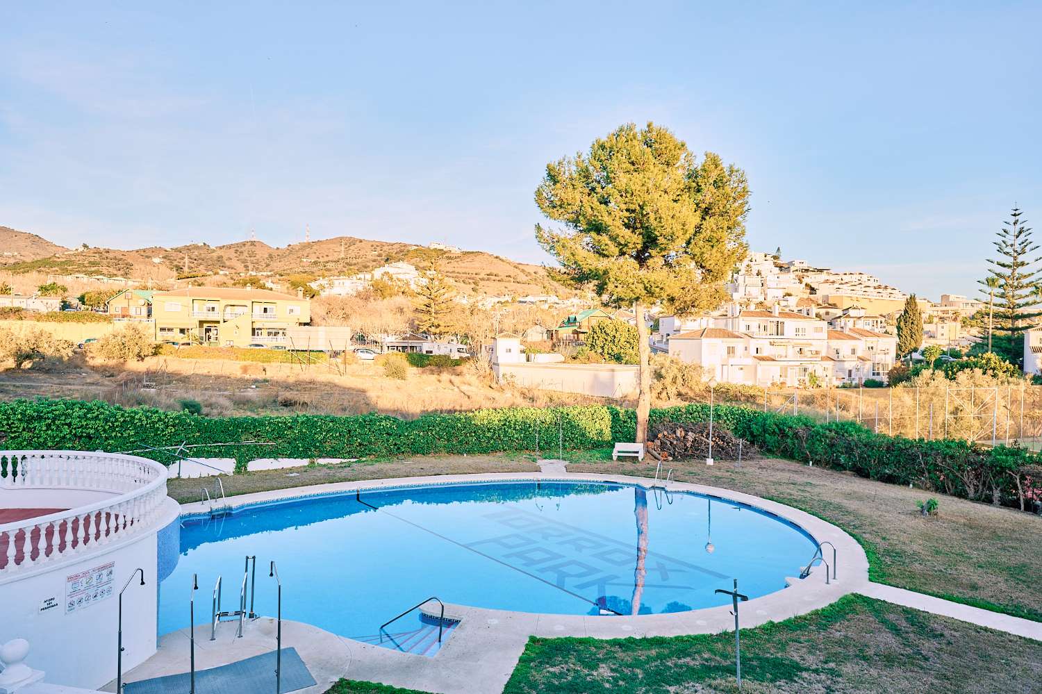 Appartamento con 1 camera da letto completamente ristrutturato a Torrox Park