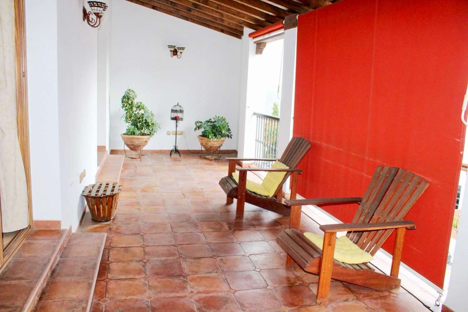 SPACIOUS TOWNHOUSE WITH INDEPENDENT APARTMENT - FRIGILIANA