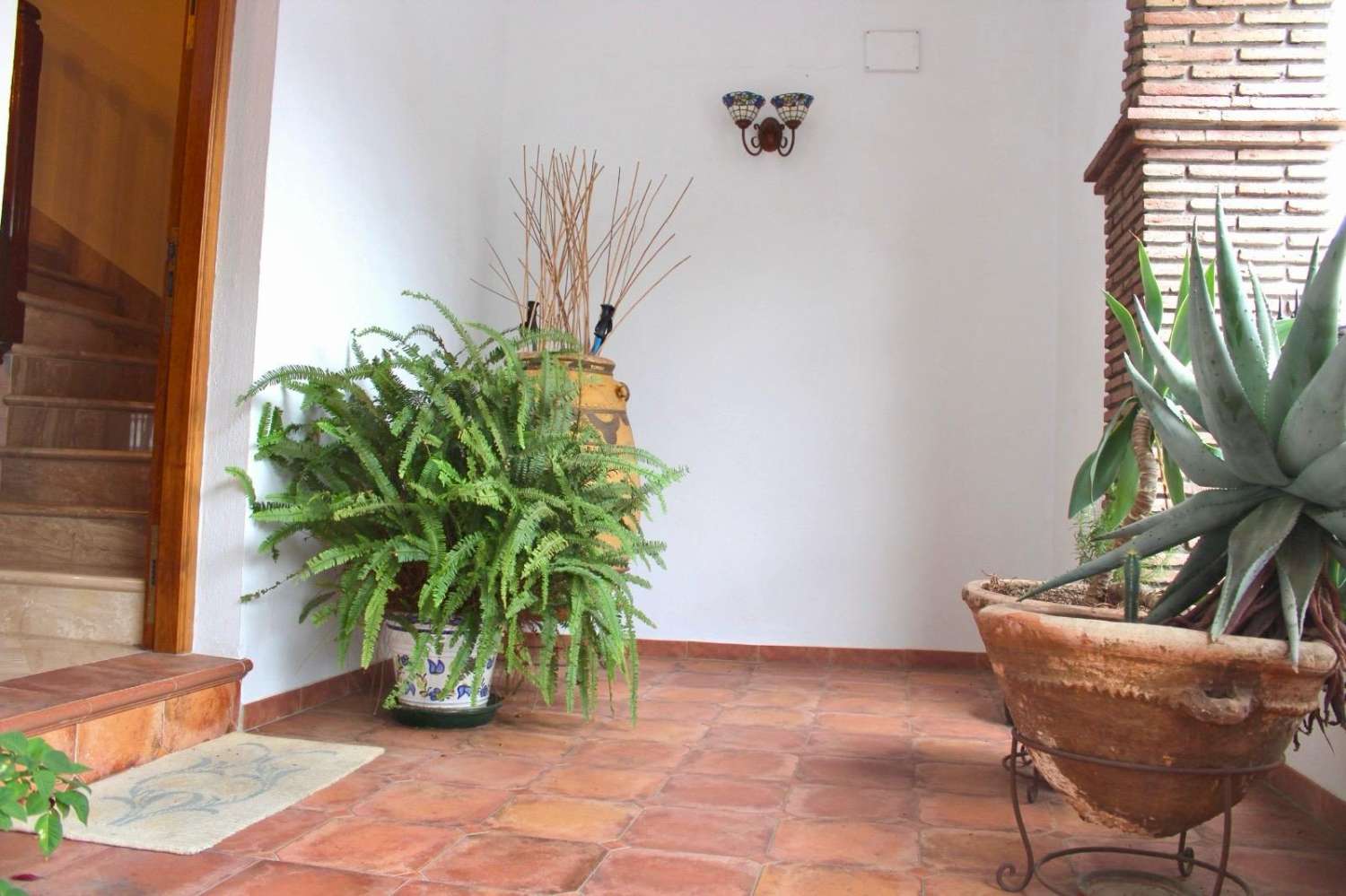 SPACIOUS TOWNHOUSE WITH INDEPENDENT APARTMENT - FRIGILIANA