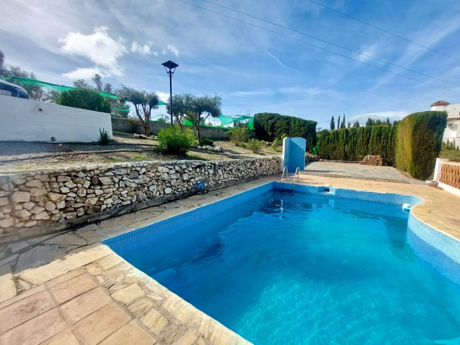 MAISON DE CAMPAGNE À VENDRE À FRIGILIANA