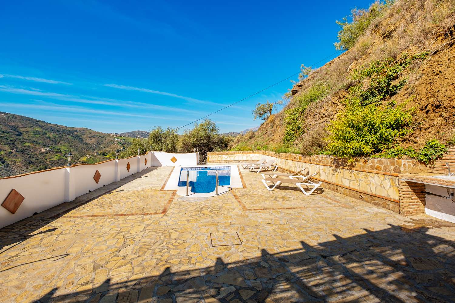 Bella casa di campagna tra Frigiliana e Torrox, nella zona dell'Hotel Los Caracoles