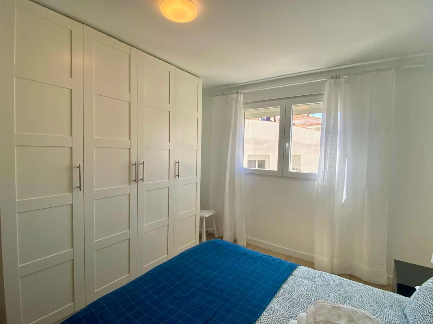 Schöne und zentral gelegene renovierte Zwei-Zimmer-Wohnung in Nerja