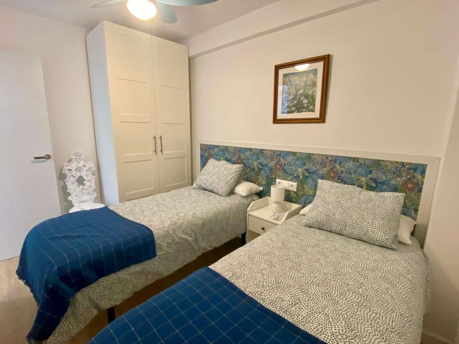 Mooi en centraal gelegen gerenoveerd appartement met twee slaapkamers in Nerja