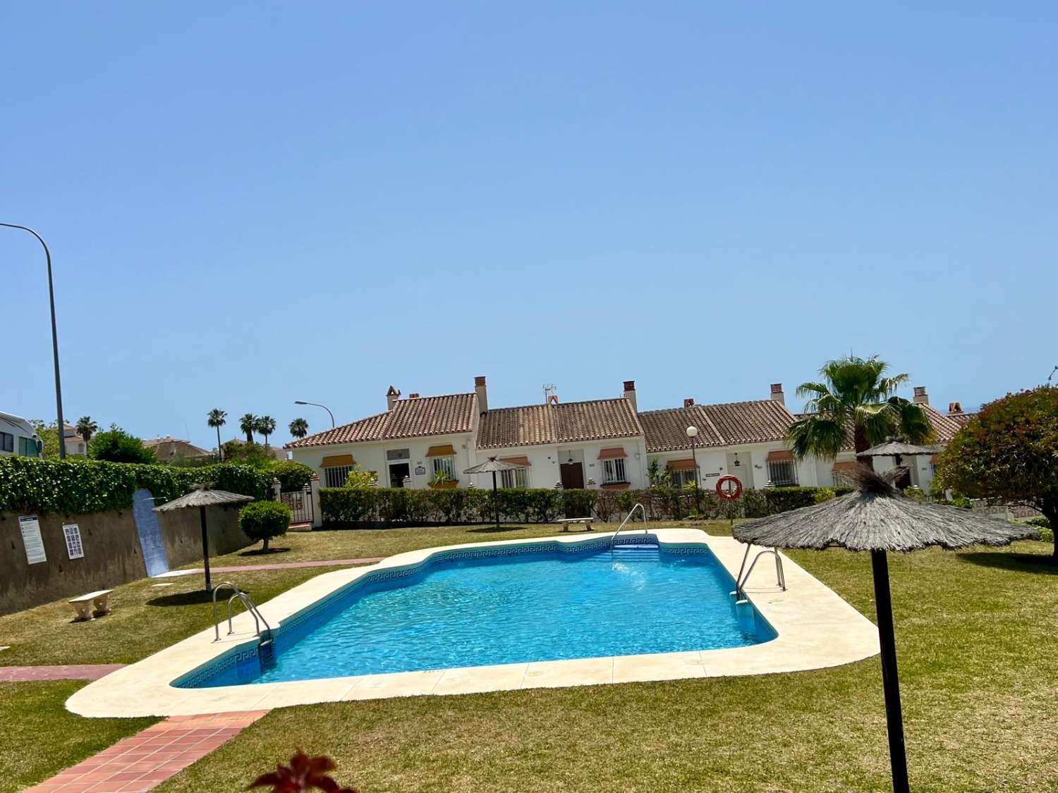 Beautiful independent house in Torrox Park Urbanization