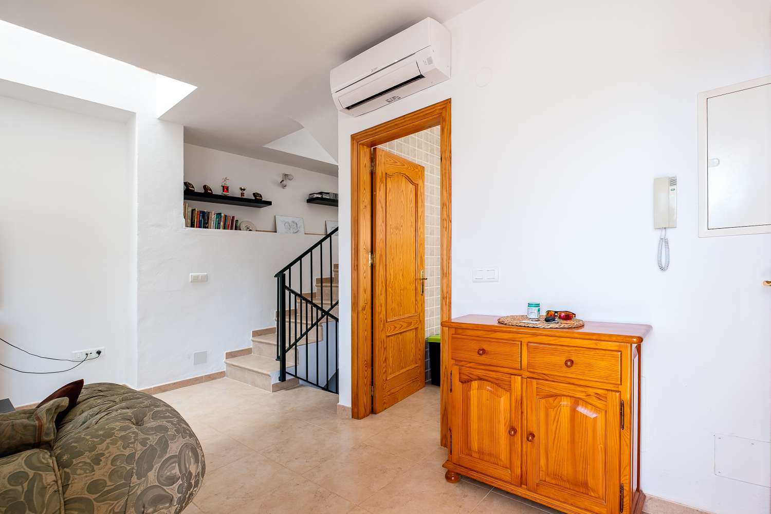 Spacious semi-detached villa in Flamingo Urbanization - Nerja