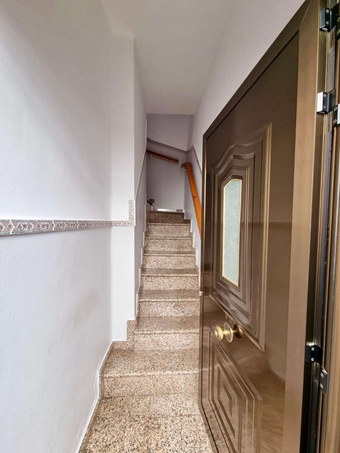Casa de pueblo en Nerja reformada con 3 dormitorios