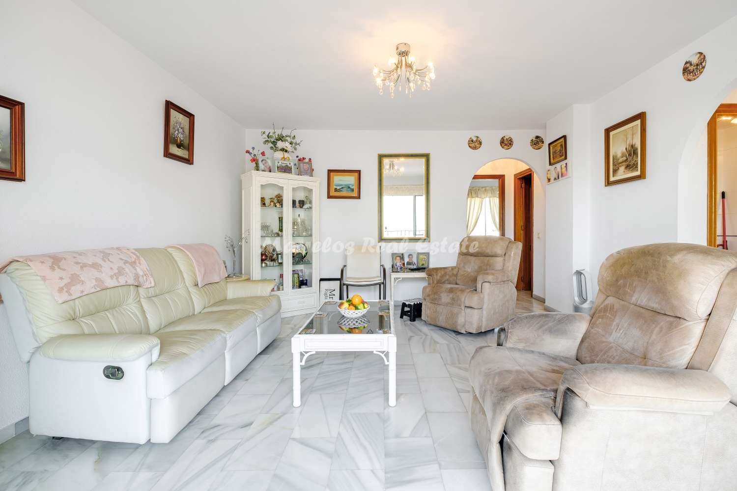 Beautiful apartment in urbanization in central Nerja with pool and gardens