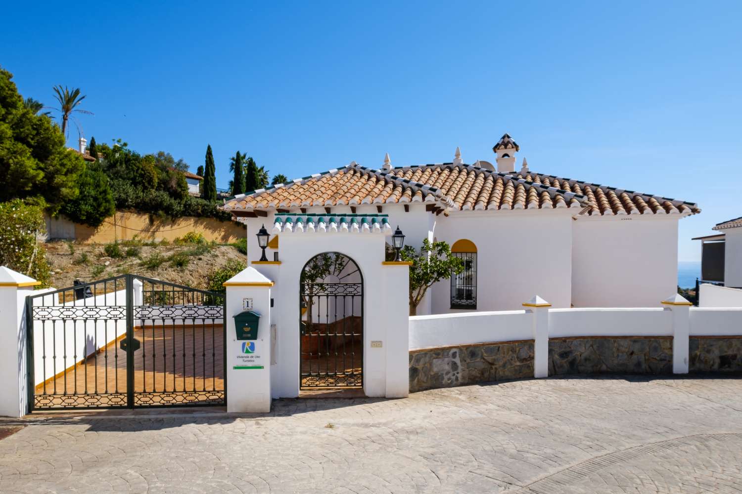 Preciosa villa independiente en Frigiliana con vistas al mar
