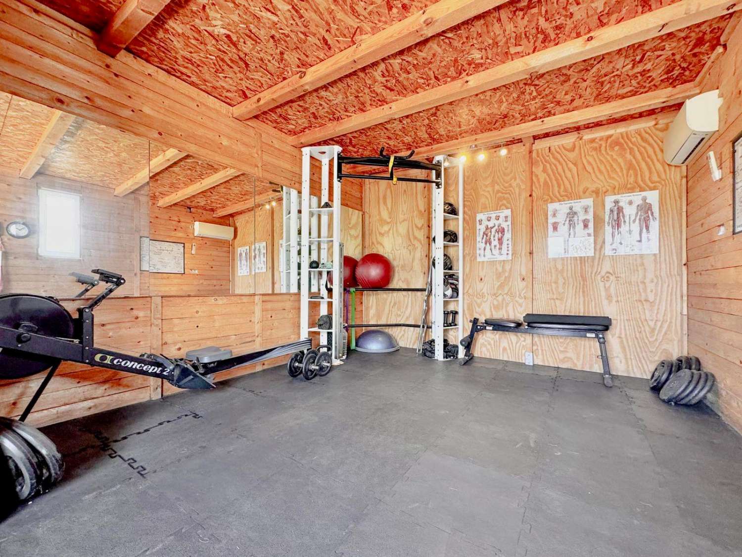 Preciosa villa en el campo con vistas al mar - a 8 mins del centro de Nerja