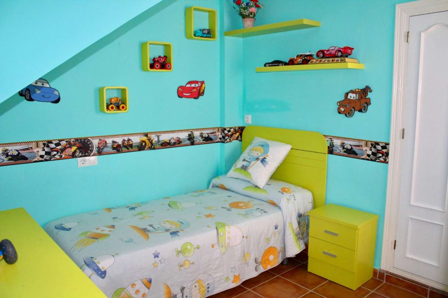 Villa semiadosada en Frigiliana - vistas al mar