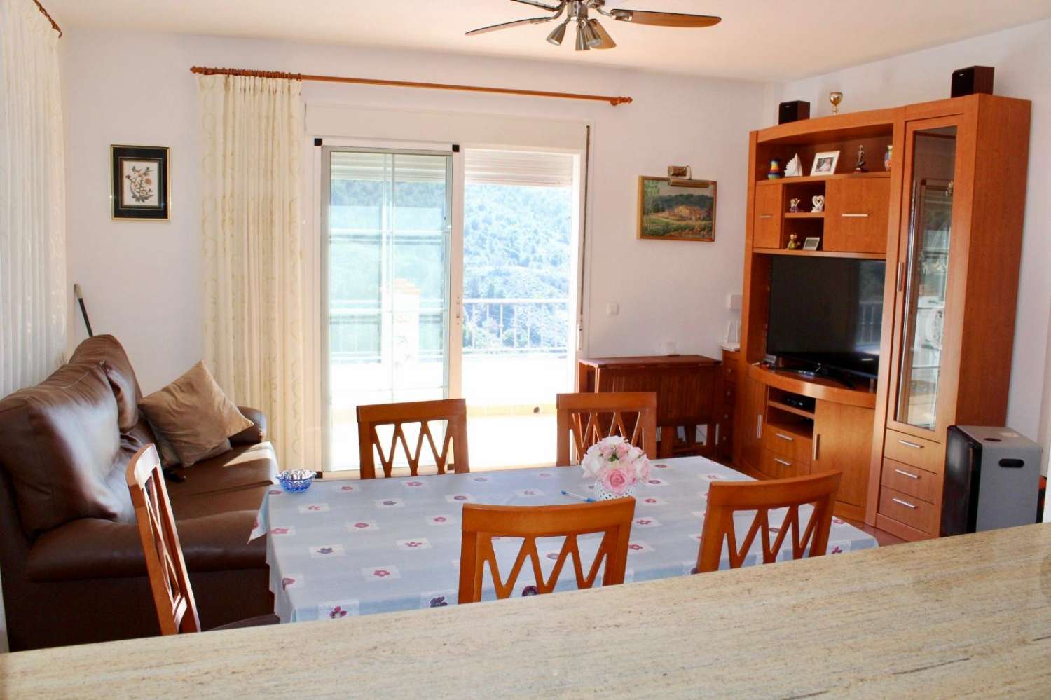 Villa semiadosada en Frigiliana - vistas al mar