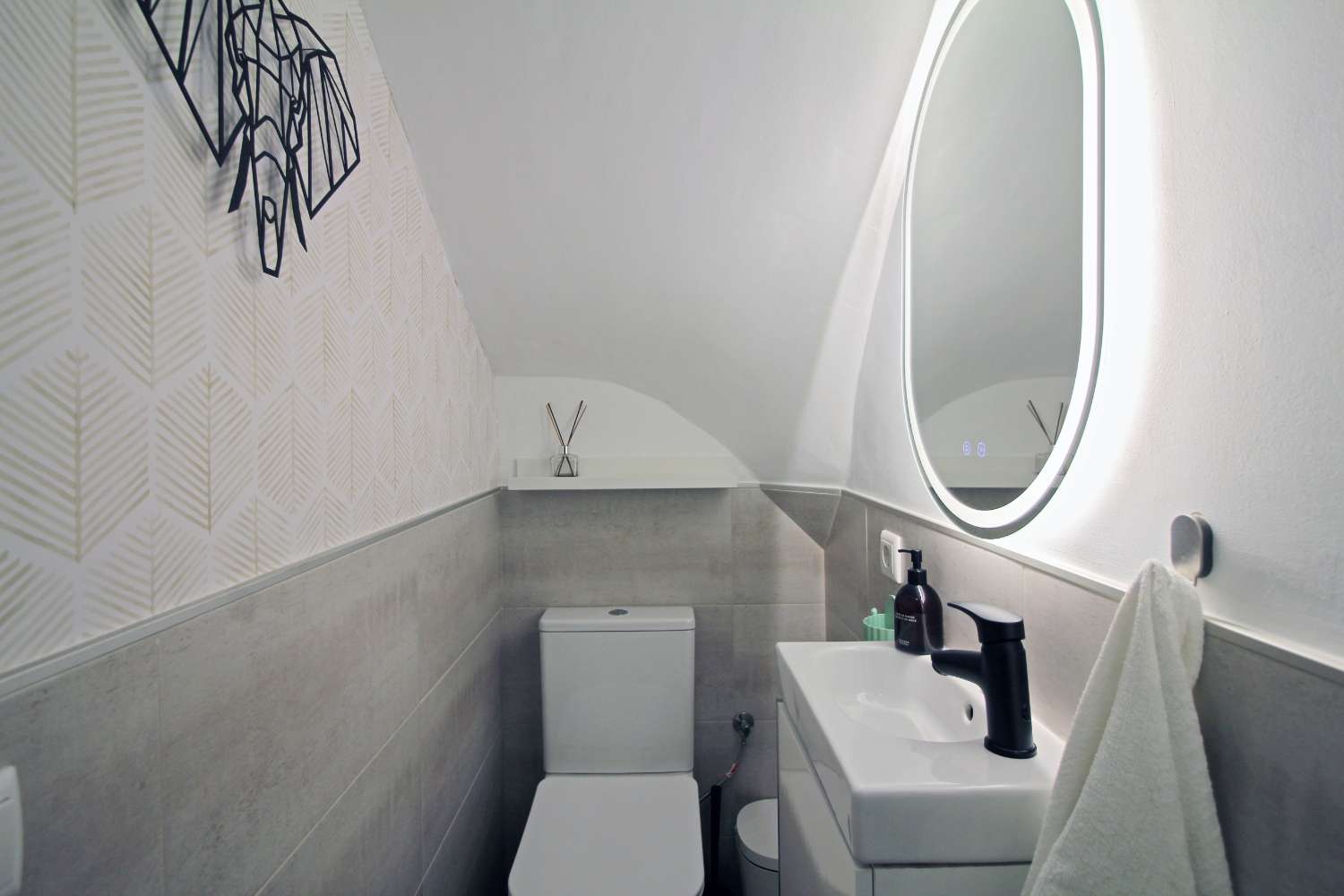 Preciosa casa adosada totalmente reformada en La Noria - Nerja