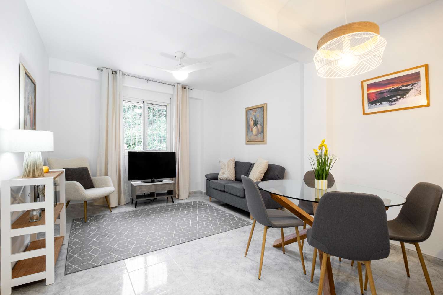 APARTAMENTO EN EDIFICIO TAHITÍ - ZONA PLAYA DE BURRIANA