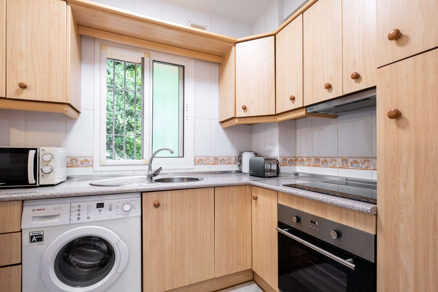 APARTAMENTO EN EDIFICIO TAHITÍ - ZONA PLAYA DE BURRIANA