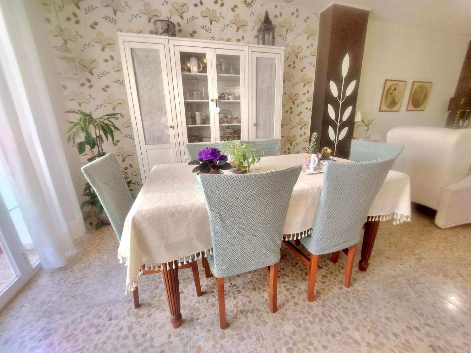 Amplio piso en venta en el centro de Nerja -  485.000 €