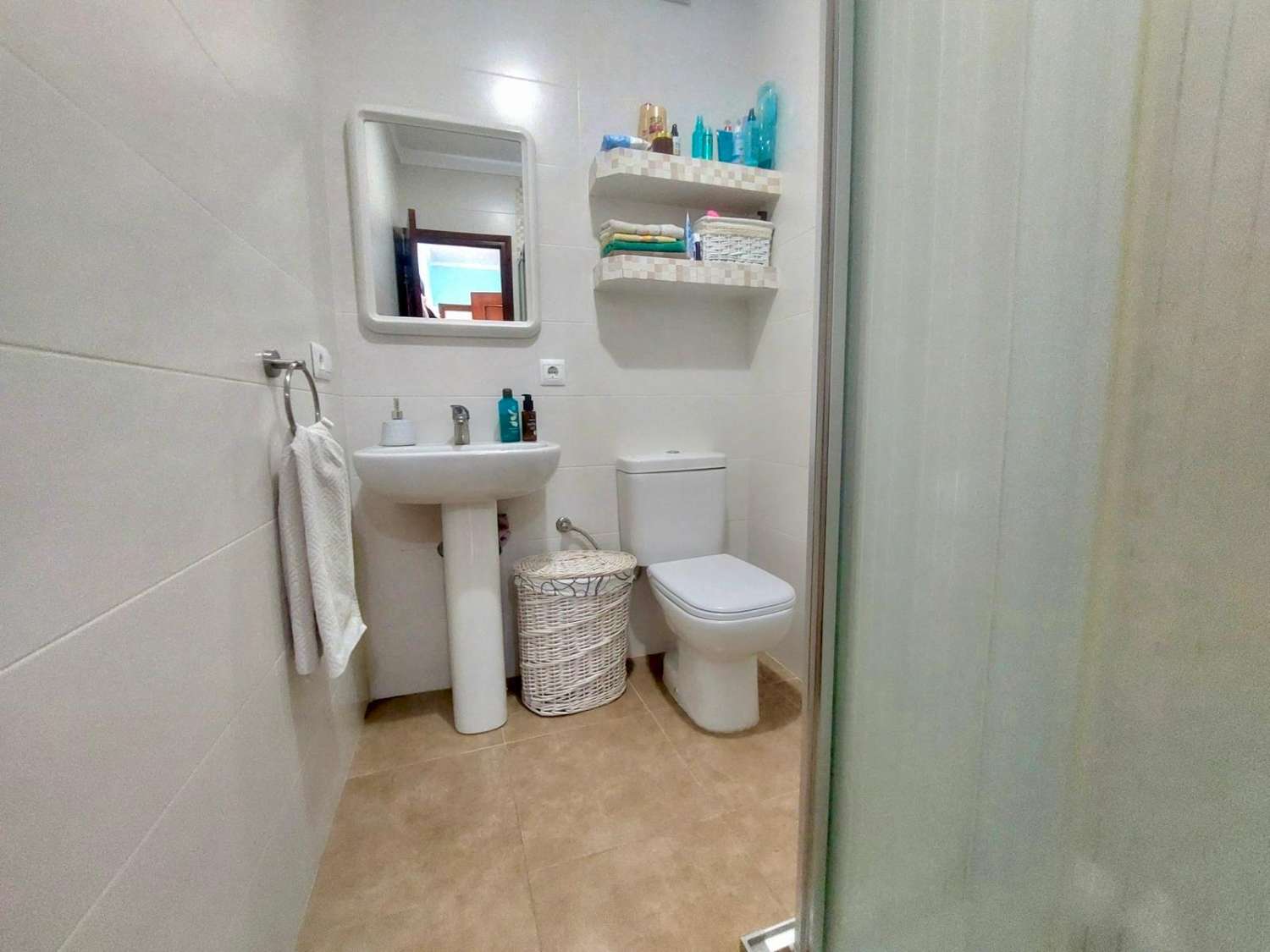 Amplio piso en venta en el centro de Nerja -  485.000 €