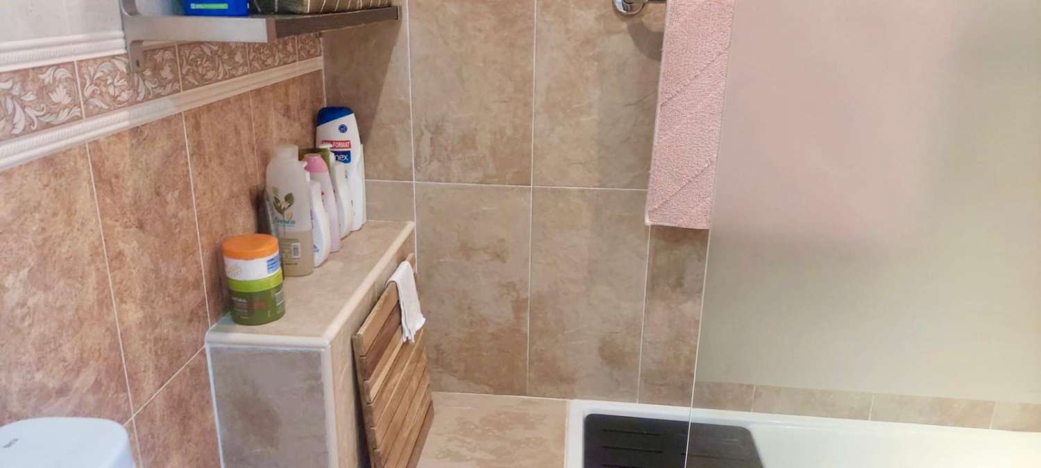 Exclusivo apartamento en primera linea de playa en Peñoncillo ( Torrox costa)