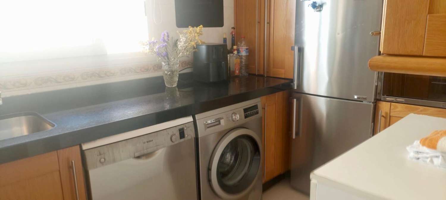 Exclusivo apartamento en primera linea de playa en Peñoncillo ( Torrox costa)