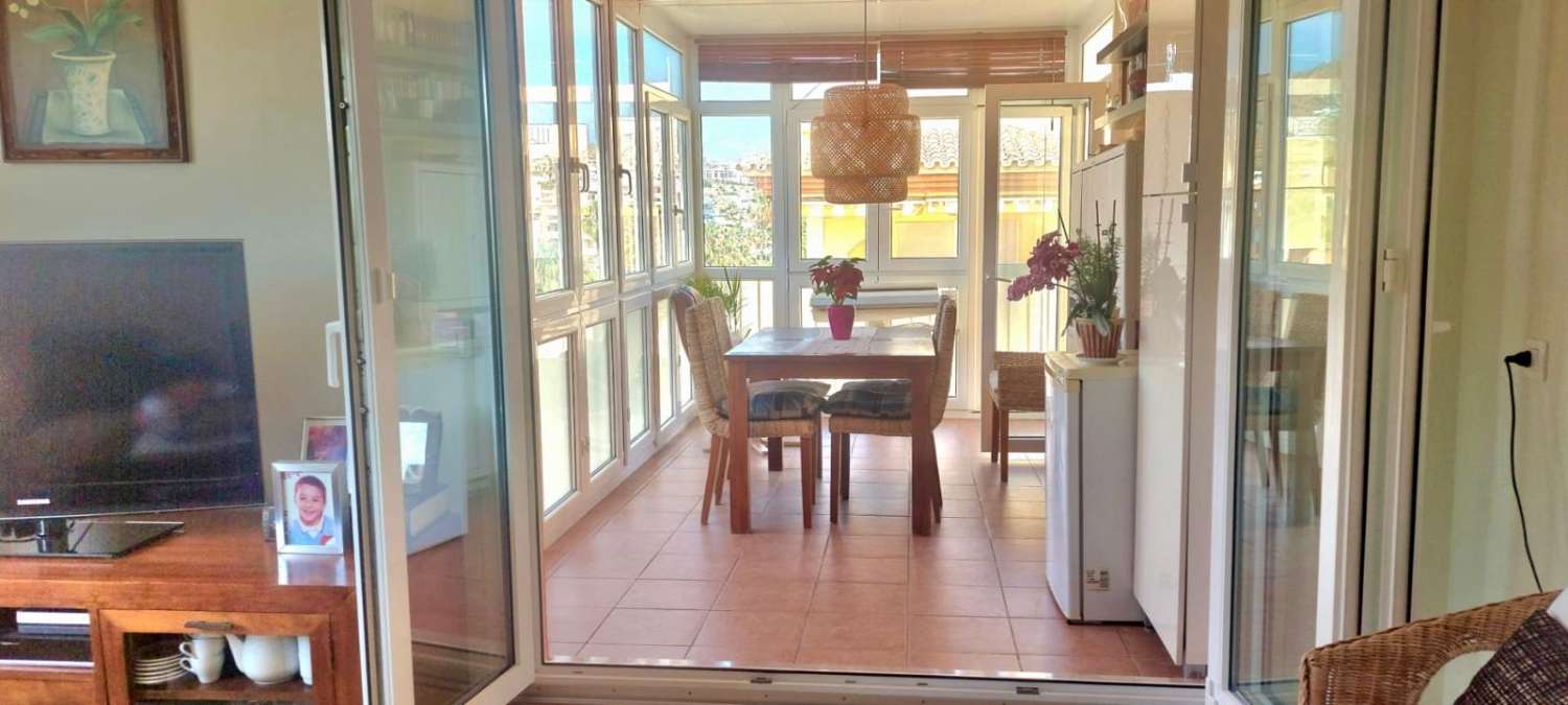Exclusivo apartamento en primera linea de playa en Peñoncillo ( Torrox costa)