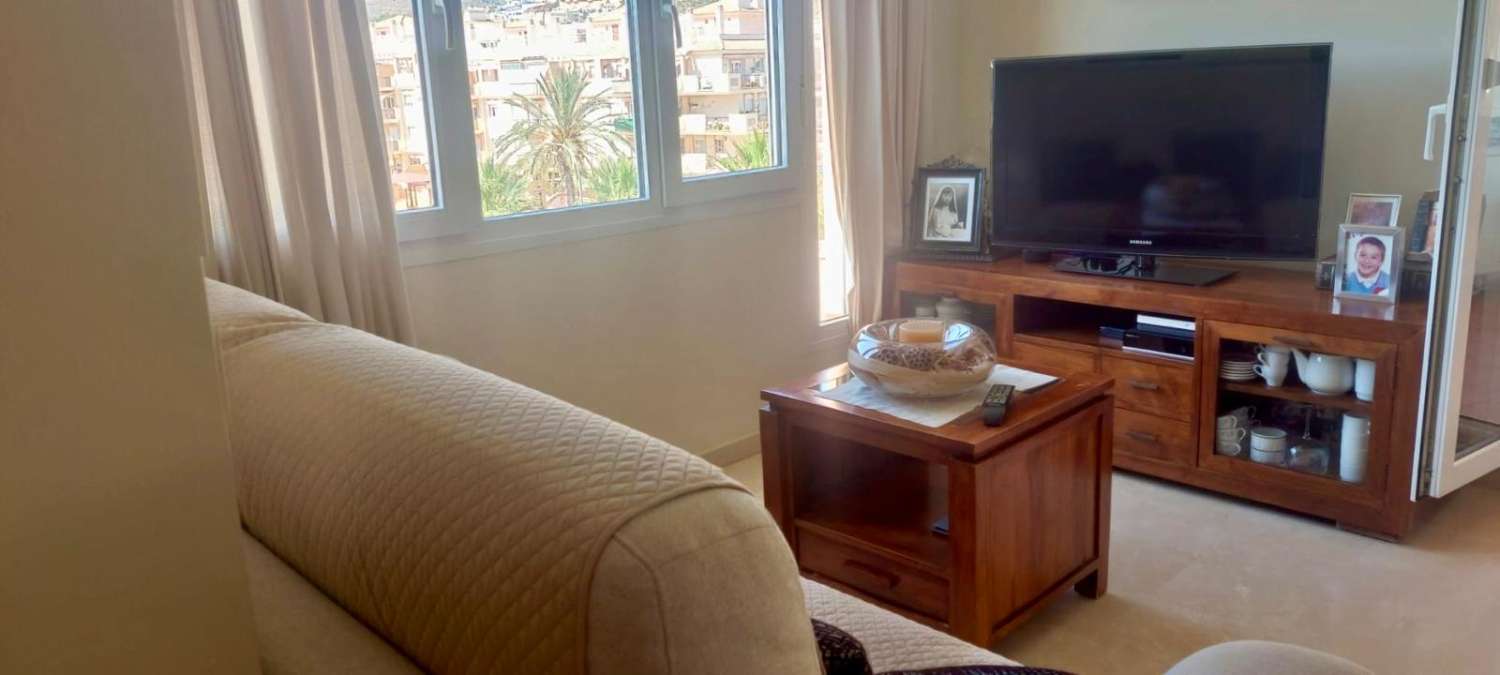 Exclusivo apartamento en primera linea de playa en Peñoncillo ( Torrox costa)
