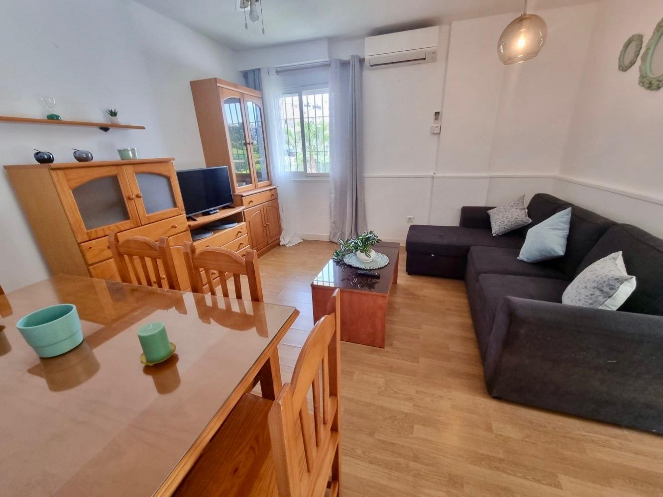 APARTAMENTO 1 DORMITORIO EN PLANTA BAJA CON PISCINA Y PARKING COMUNITARIO - BURRIANA - NERJA